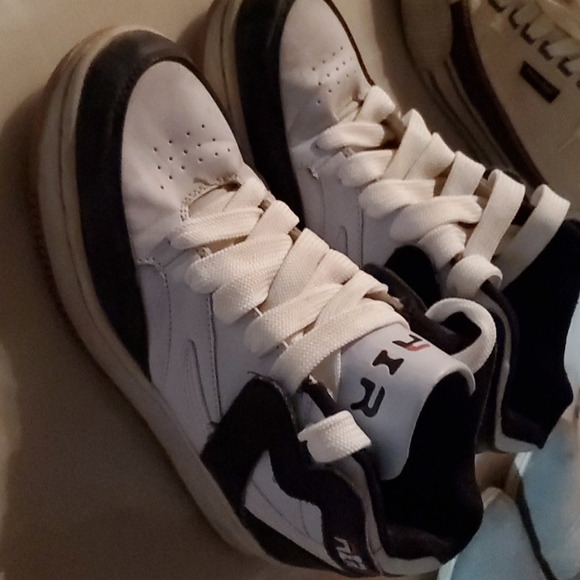 Various men's 8.5 sz shoes - Picture 6 of 13